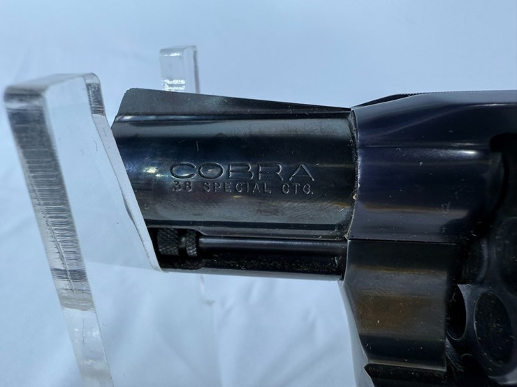 #74-•-colt-cobra-38-special-revolver-95931-image-9