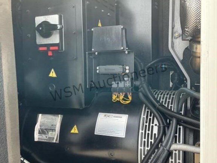 2020-jcb-g125rs-towable-generator-image-10