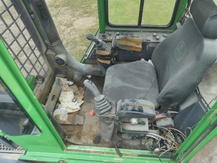 2019-deere-437e-image-11