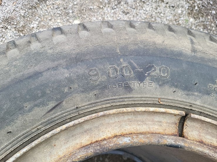 (3)-9.00-20-tires-w/dayton-rims-image-2