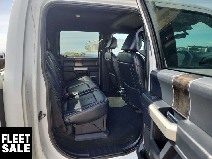 2022-ford-f250-image-25