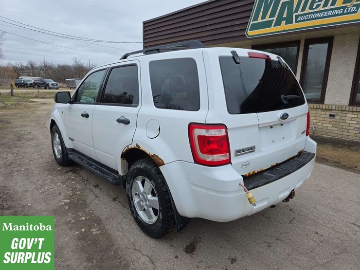 2008-ford-escape-image-4