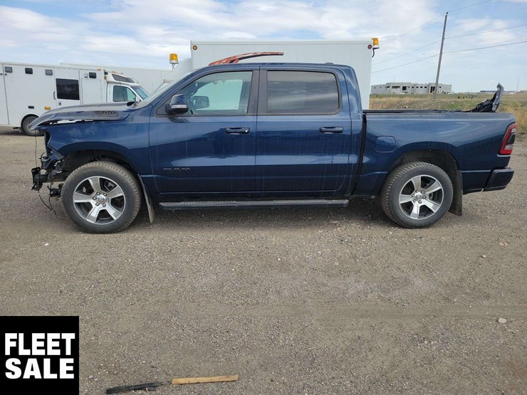 2022-dodge-1500-image-2