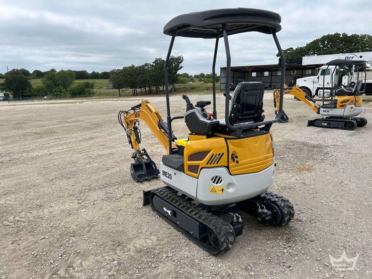 yanmar-excavator-image-2