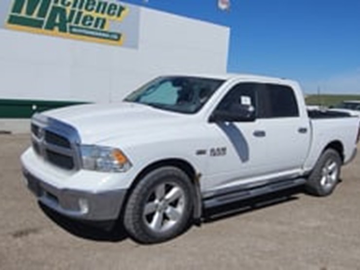2013-dodge-1500-image-5