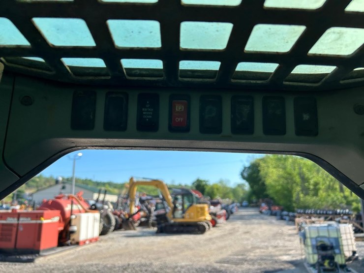 bobcat-t320-image-23