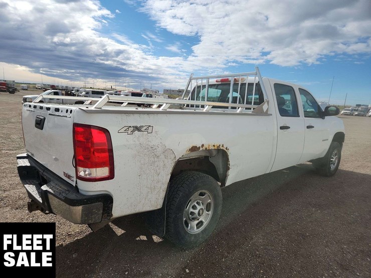 2013-gmc-sierra-2500hd-image-4