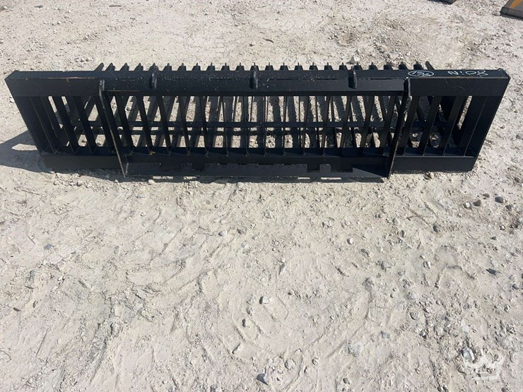 2026-pabreak-rock-bucket-skid-skis-steer-attachment-image-3