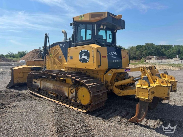 2020-deere-850l-wlt-image-7