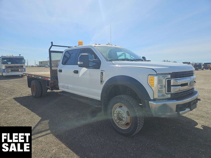 2017-ford-f550-image-4
