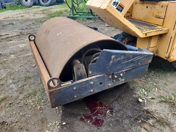 stone-rhino-roller-image-7