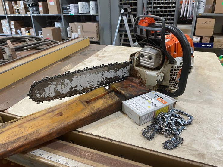 #10227-•-stihl-ms271-chainsaw-image-1
