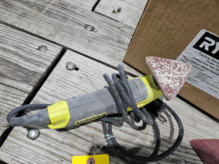 #6247-•-ryobi-zrds1200-detail-sander-image-5