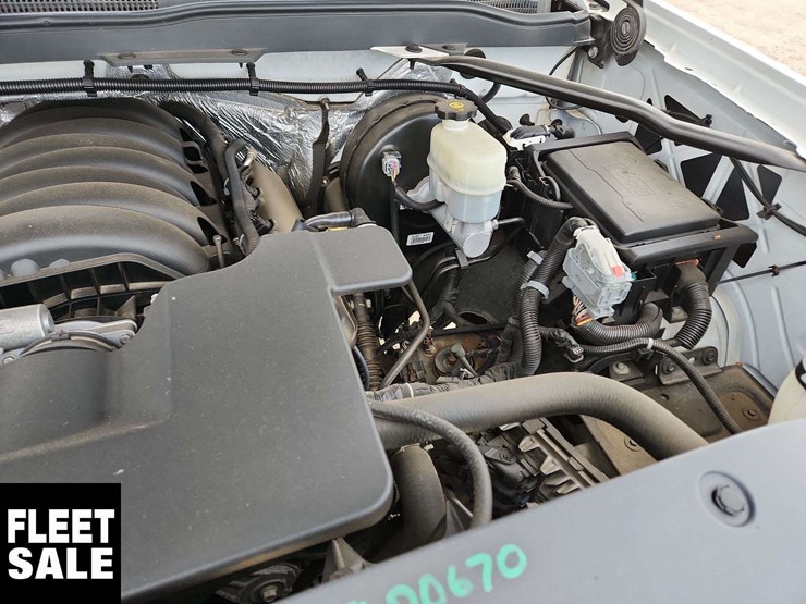 2014-chevrolet-silverado-1500-image-28