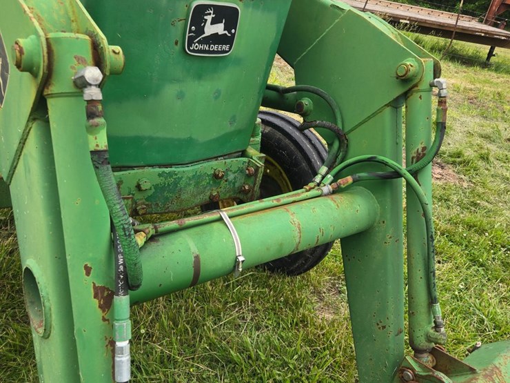 john-deere-2840-image-45