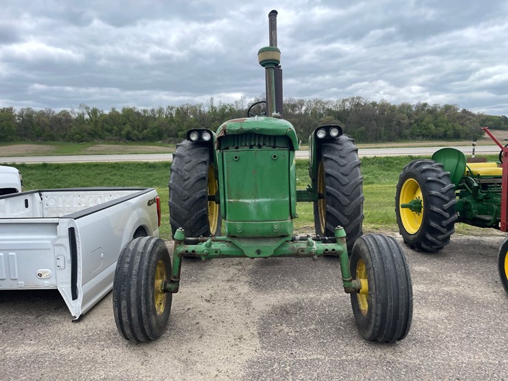 1968-john-deere-3020-image-2
