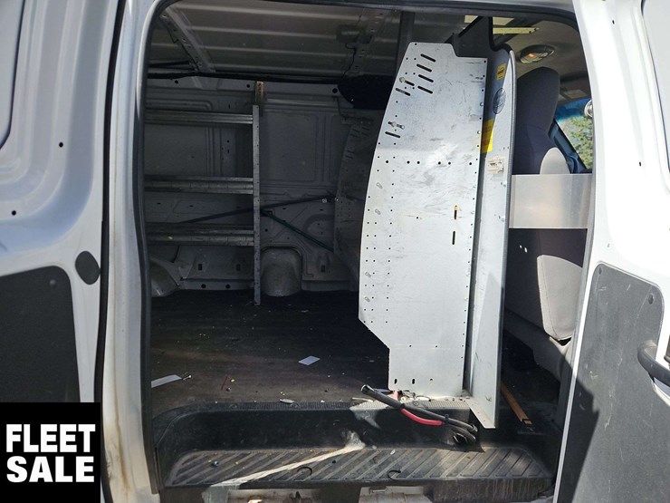 2014-ford-cargo-image-20