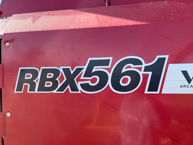 case-ih-rbx561-image-18