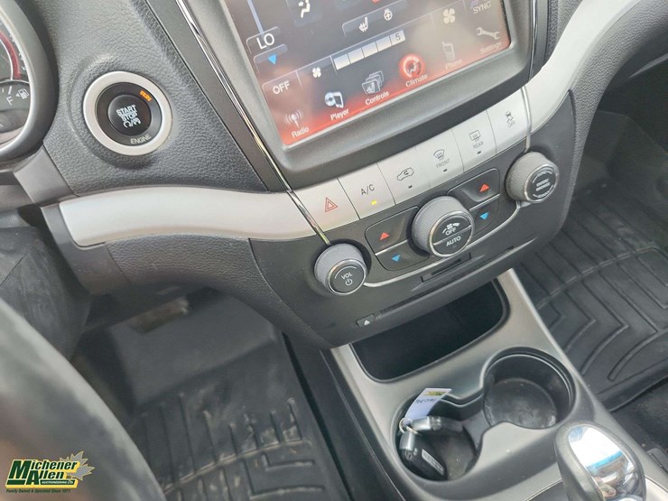 2014-dodge-journey-image-23