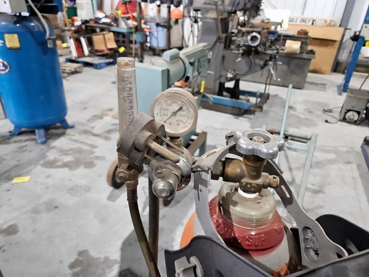 #6191-•-miller-millermatic-200-welder-image-15