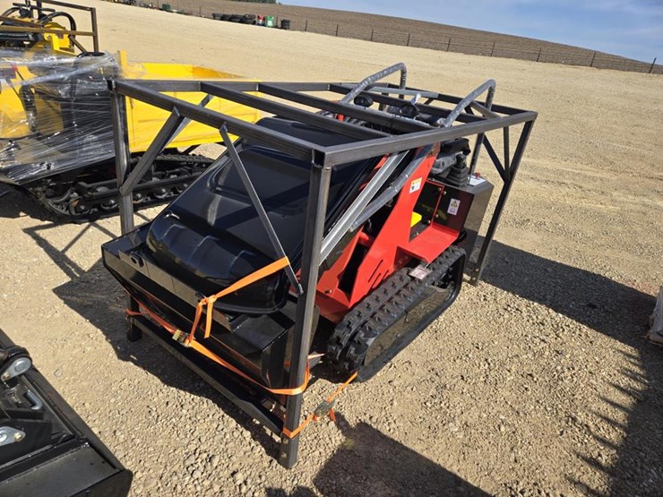 #665-•-new-sdlanch-ssl580-mini-track-skid-steer--ride-on-image-1