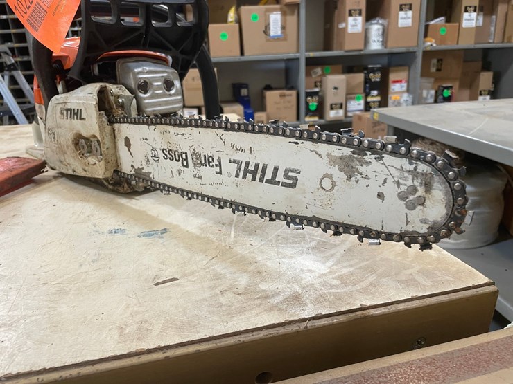 #10229-•-stihl-ms271-chainsaw-image-3