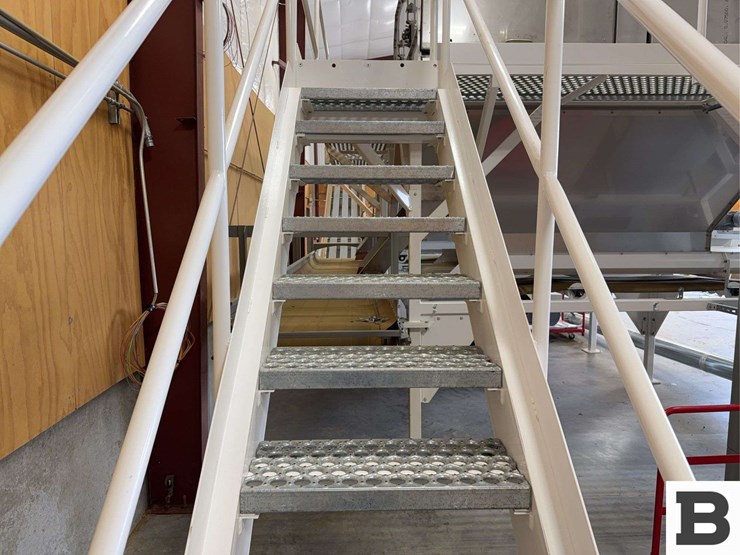 custom-metal-stairs-image-5