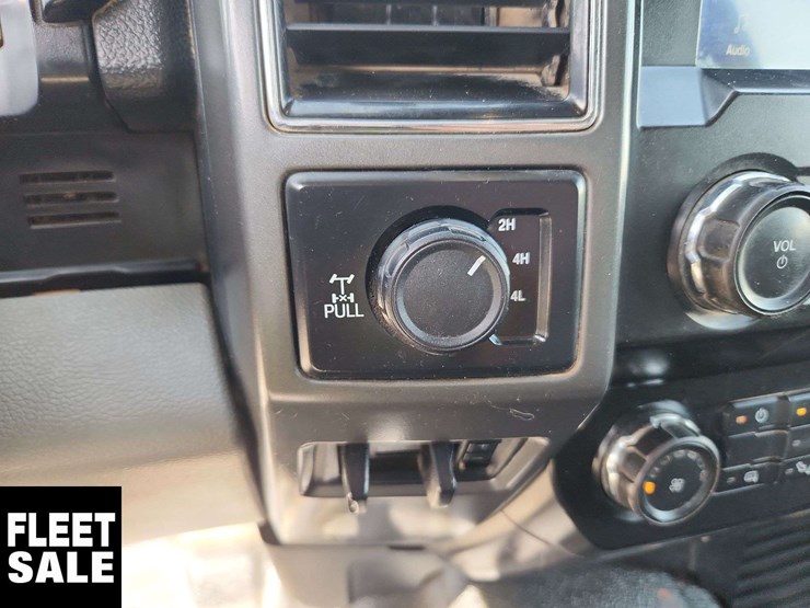 2020-ford-f350-image-21
