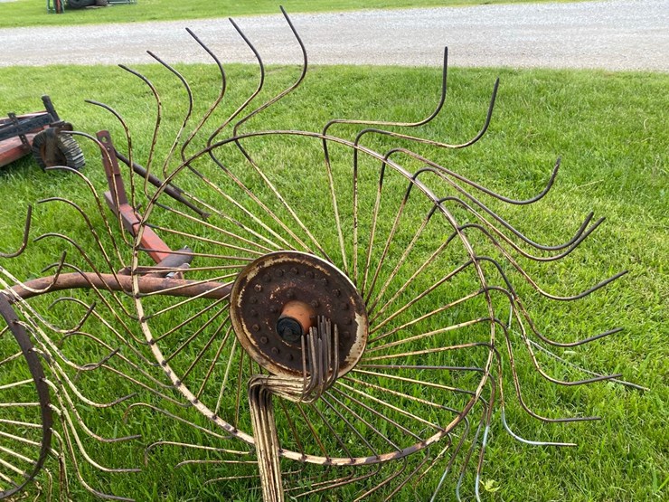 2-wheel-hay-rake-image-3