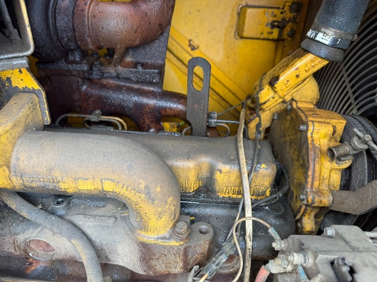 deere-544e-image-10