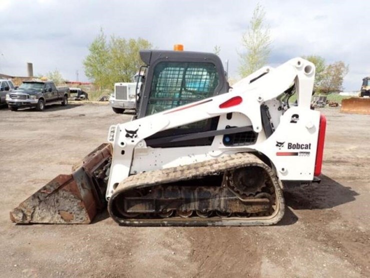 2021-bobcat-t770-image-8