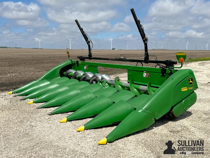 2020-john-deere-708c-image-1