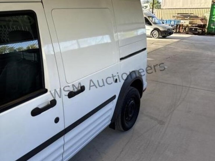 2013-ford-transit-connect-image-6