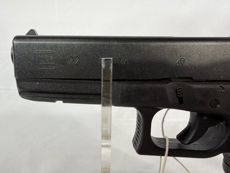 #7-•-glock-22-40-pistol-knw474-image-6