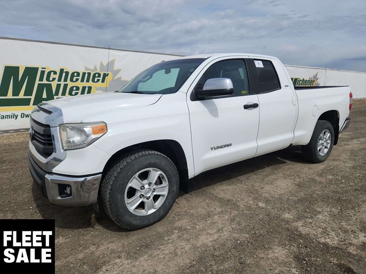 2014-toyota-tundra-image-1