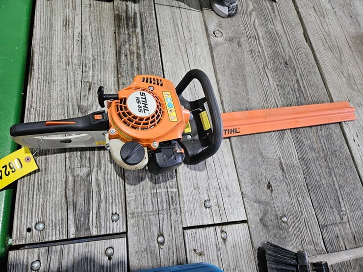 #6245-•-stihl-hs45-hedge-trimmer-image-3