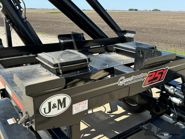 j&m-251-seed-tender-image-20