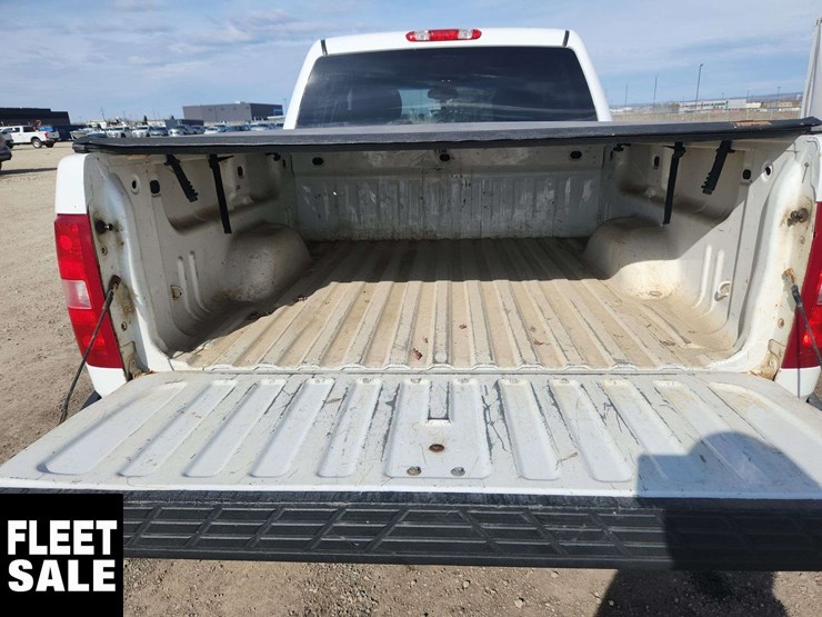 2012-chevrolet-silverado-1500-image-16
