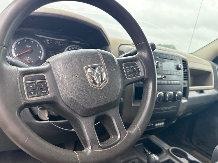2012-dodge-ram-2500-image-39