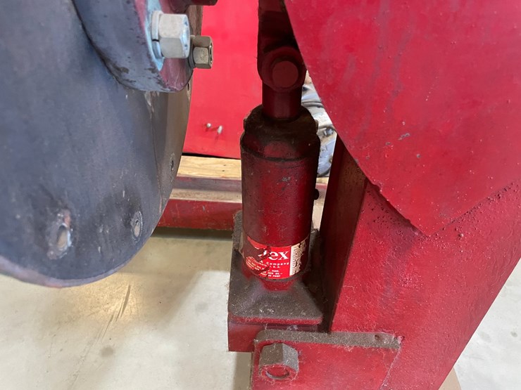 #10235-•-bacharach-rolling-engine-stand-image-5