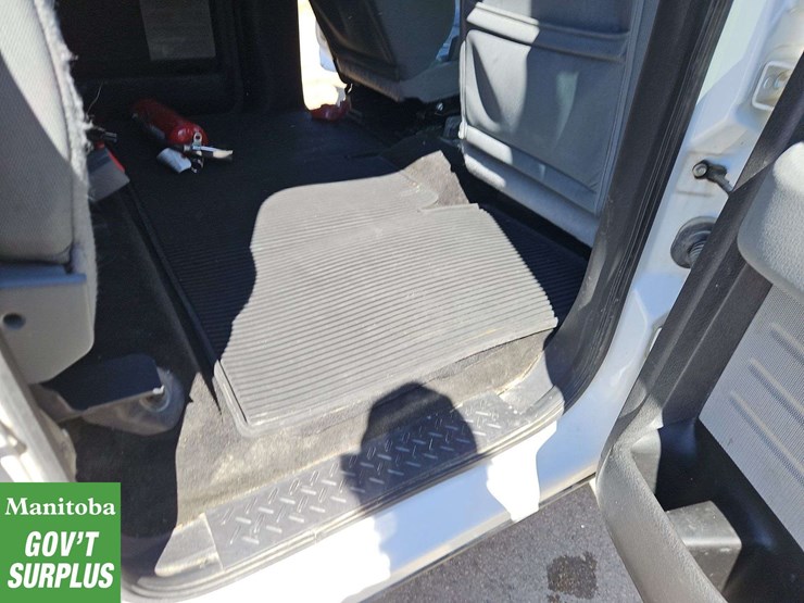 2014-ford-f150-image-28