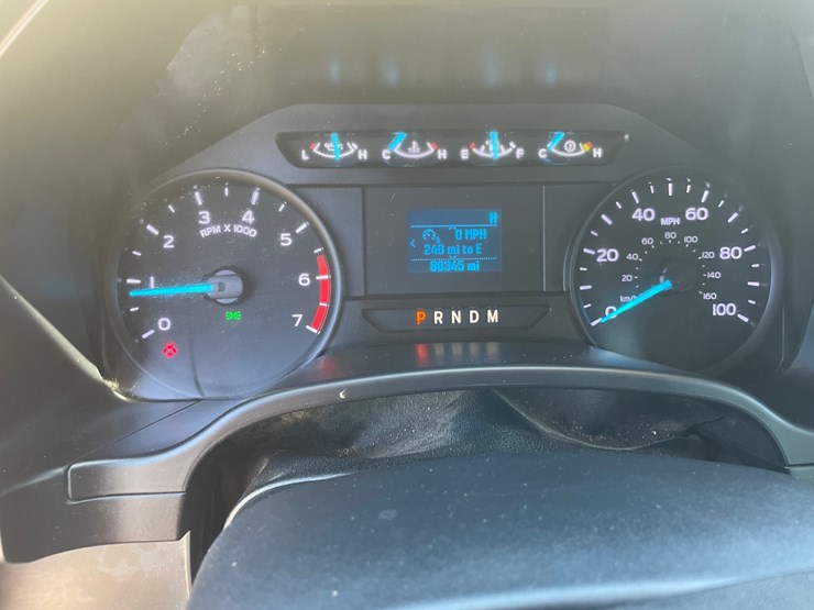 2020-ford-f350-xl-image-40