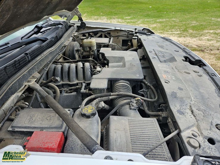 2015-chevrolet-silverado-1500-image-16