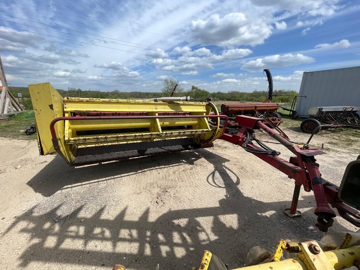 new-holland-477-image-1