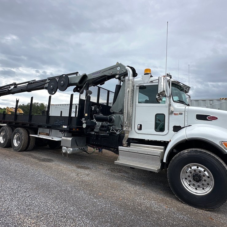 2020 PETERBILT 348