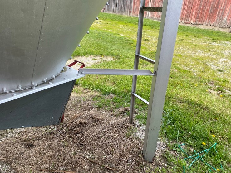 4-ton-feed-bin-image-7