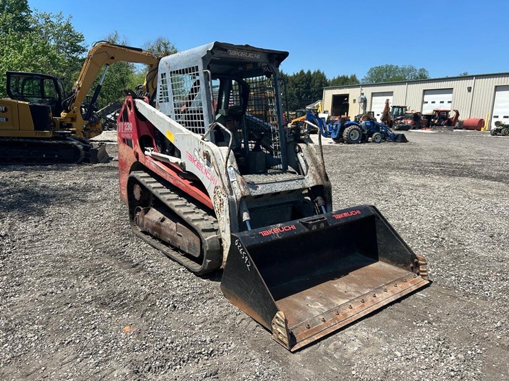 takeuchi-tl230-image-6
