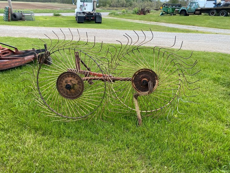 2-wheel-hay-rake-image-2