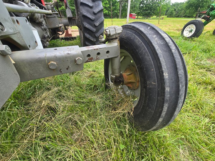 massey-ferguson-175-image-43