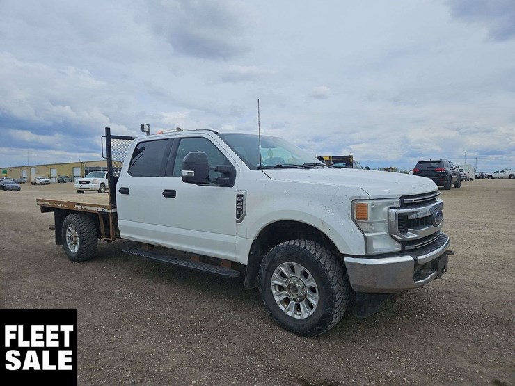2022-ford-f350-image-2